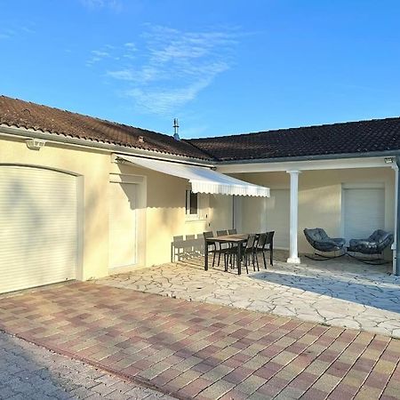 Maison Chaleureuse Avec Piscine Izon Eksteriør bilde